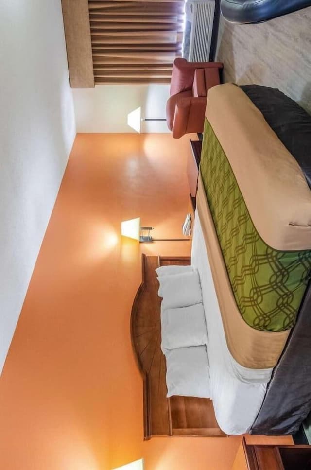 Suite, 1 King Bed, Non Smoking