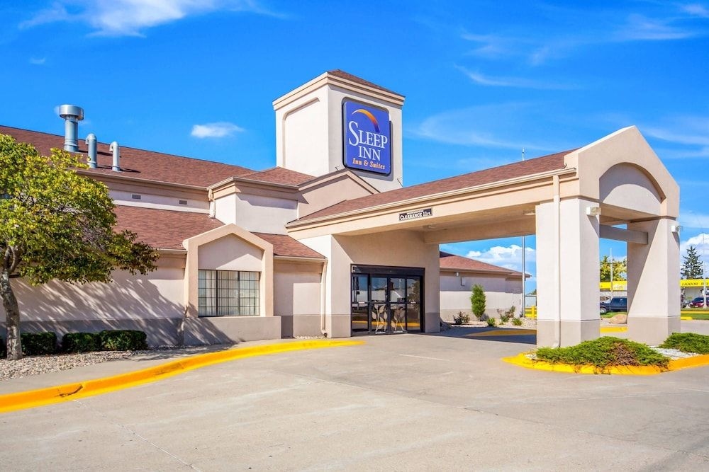Sleep Inn & Suites Columbus1