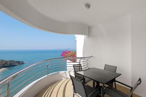 2-Bedroom Royal Suite