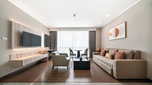 One Bedroom Premier