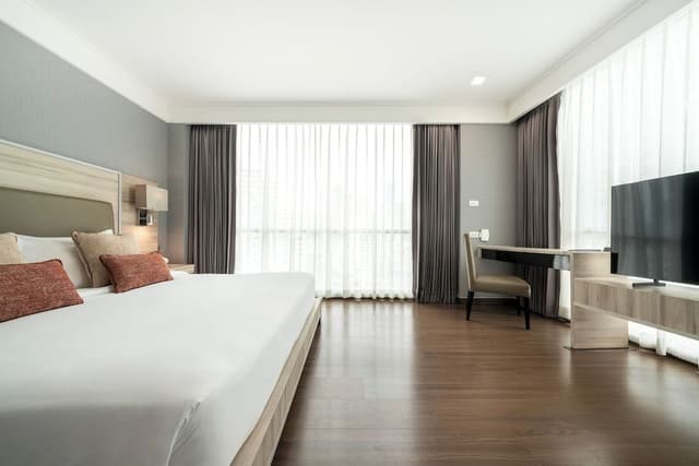 One Bedroom Suite