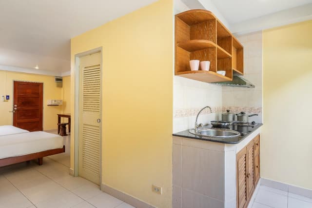 Deluxe Room with Triple Bed and Pool Access