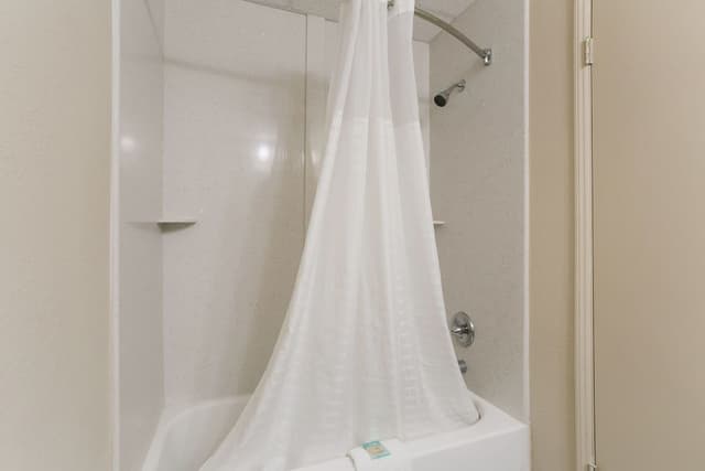 Deluxe Room, 2 Queen Beds, Pool Access (Poolside)