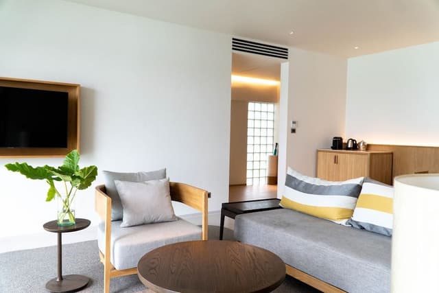 Reserve Suites