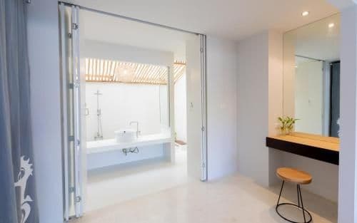 Supreme Pool View Room