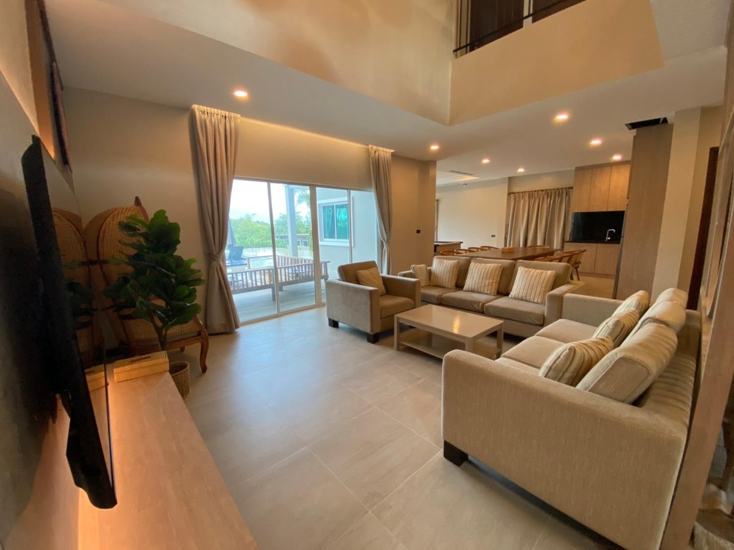 ซีริดจ์ รีสอร์ท (SeaRidge Resort - Hua Hin)1