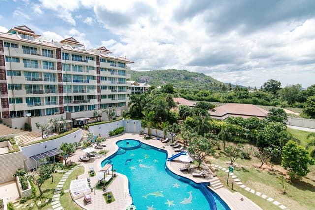 2-Bedroom Supreme Pool and Sea View Suite