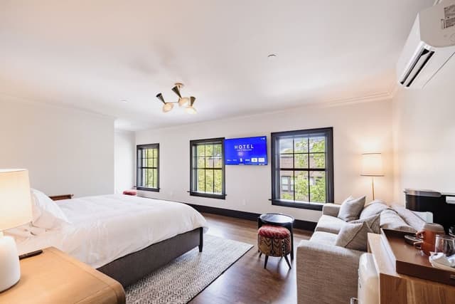 King Suite - Allen View