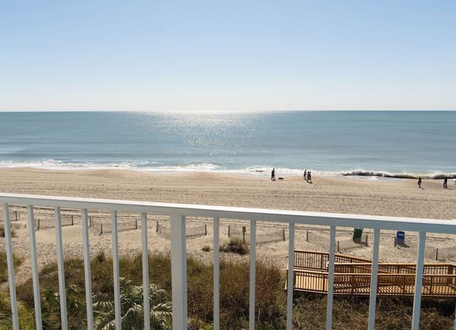 1 bedroom 1 bathroom condo