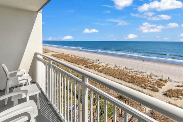 Exclusive Condo, 1 Bedroom, Balcony, Beach View