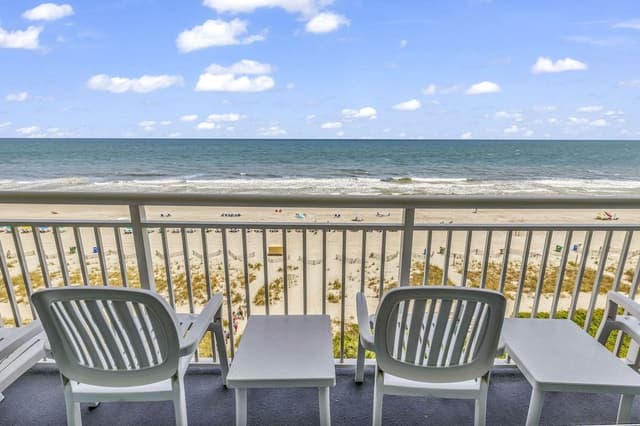 Signature Condo, 2 Bedrooms, Balcony, Ocean View