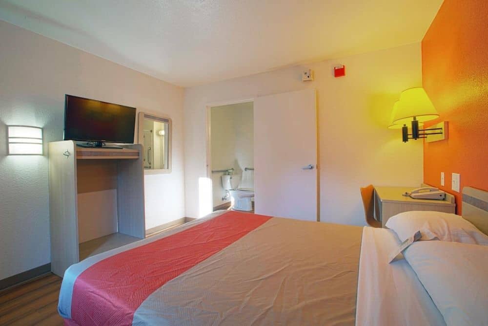 Motel 6 Charleston Motel 6 Charleston