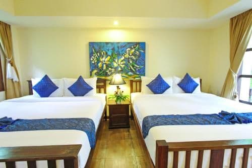 Deluxe Family Suite