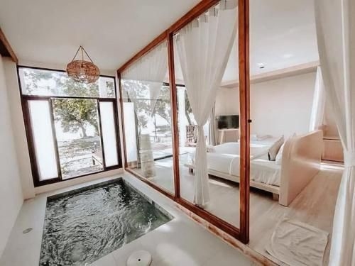 Siam Beach Resort1