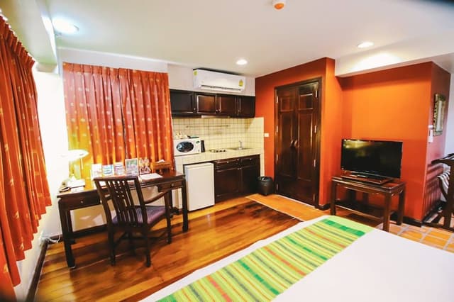 Executive Room