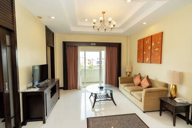 Executive Suite