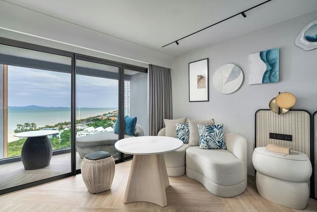Premium Room, 1 King Bed, Balcony (Sea View)