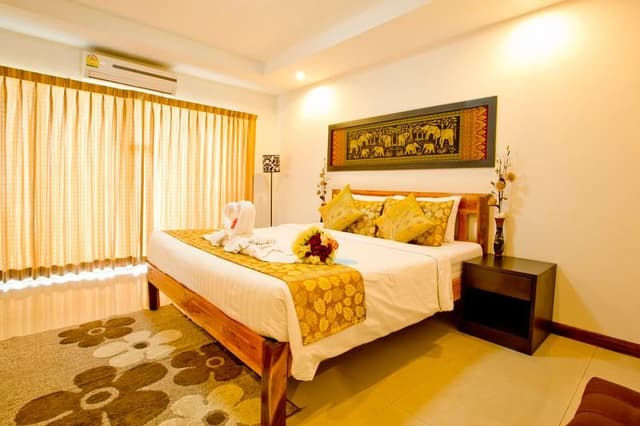 SUITE WITH BALCONY