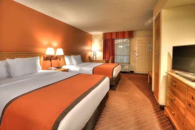 Standard Room, 2 Queen Beds, Non Smoking