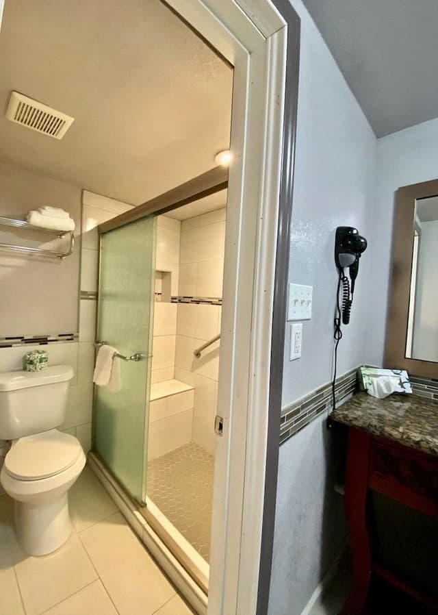Deluxe Room, 2 Queen Beds