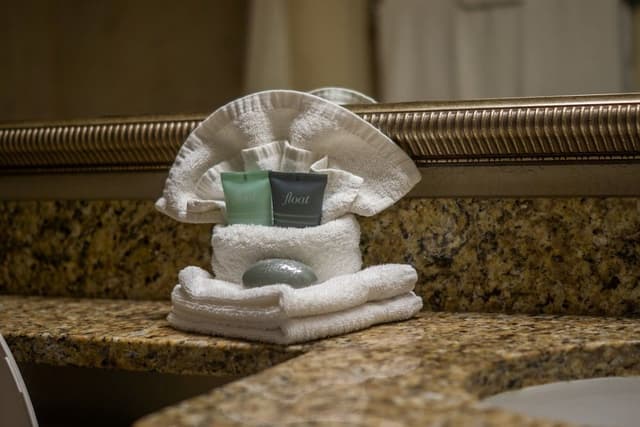 Suite, Kitchenette, Partial Ocean View