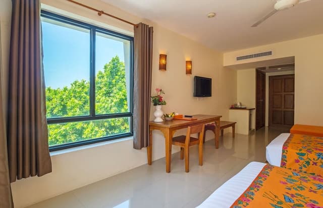 Grand Superior Room