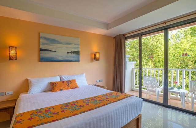 Grand Superior Room