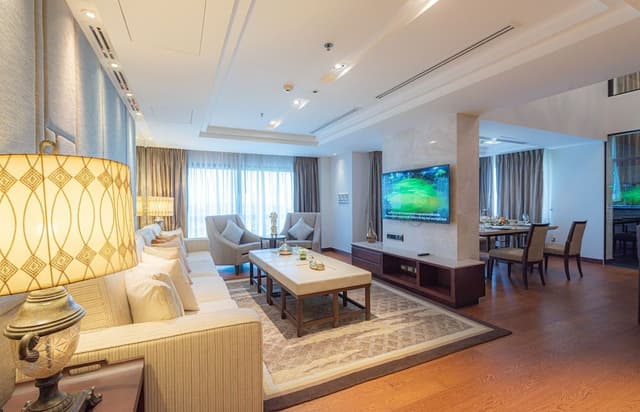 Grand Duplex Presidential Suite - Free Suvarnabhumi Airport Transfer