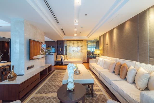 Grand Duplex Presidential Suite - Free Suvarnabhumi Airport Transfer