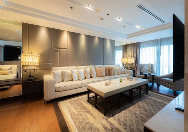 Grand Duplex Presidential Suite - Free Suvarnabhumi Airport Transfer
