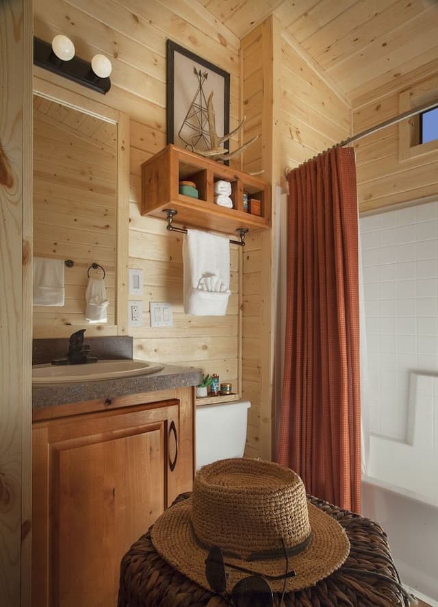 Red Cliff View Two Bedroom Cabin