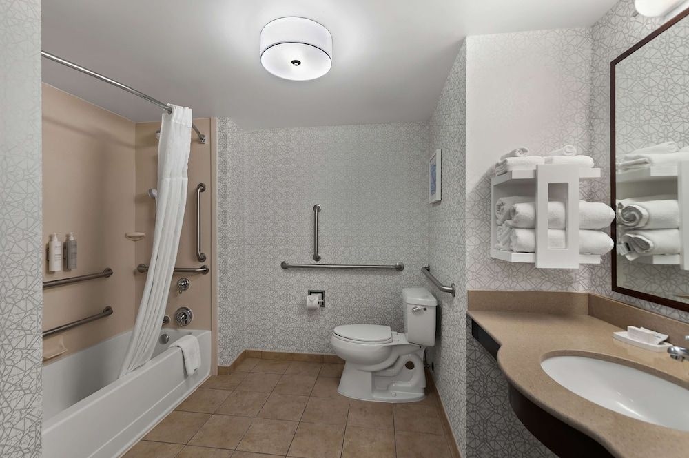 Hampton Inn Suites Mt Vernonbelvoiralexandria3