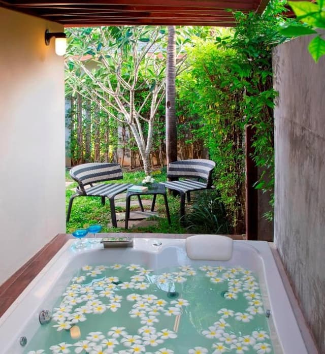 Private Jacuzzi Villa - Double