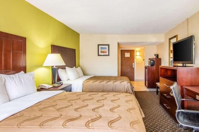 Standard Room, 2 Double Beds, Patio