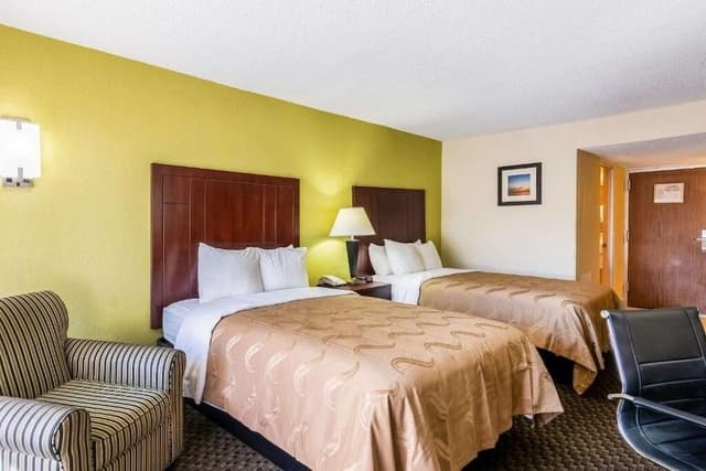 Standard Room, 2 Double Beds, Patio