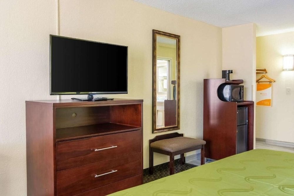Clarion Hotel Central0