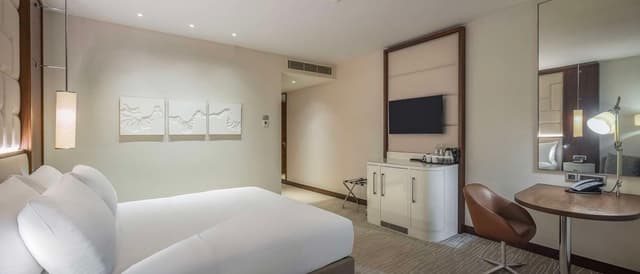 TWIN EXECUTIVE ROOM WITH BALCONY