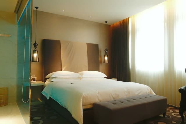 Extreme Sassy Double Room