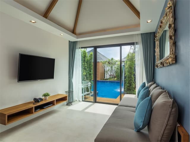 Vann Pool Villa