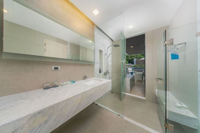 Deluxe Sweet Room