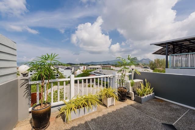 Deluxe Sea View