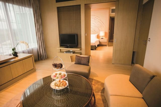Executive Suite, 1 King Bed, Sea View