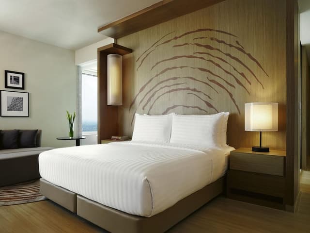 Executive Suite, 1 King Bed, Sea View