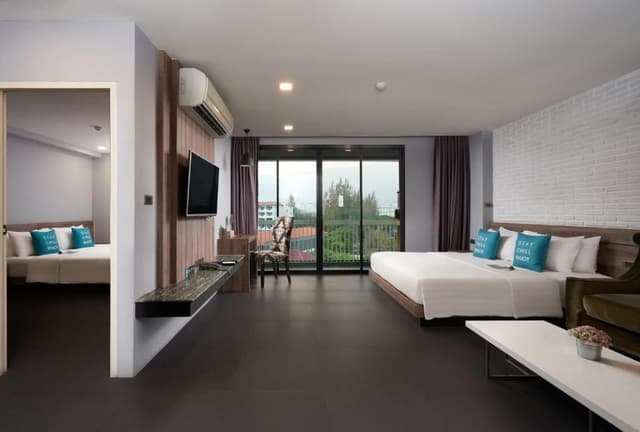 2 Bedroom Family Suite Mountain View