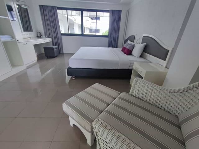 Corner Room Double Bed