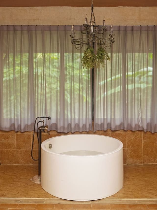 Bath Suite
