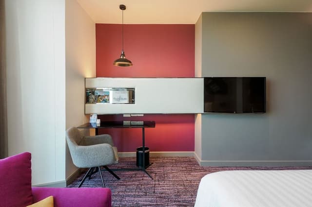 Superior Room, 1 King Bed
