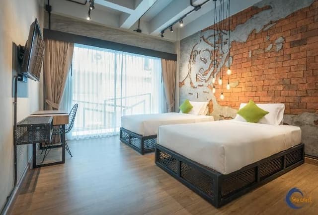 Deluxe Double or Twin Room with Balcony