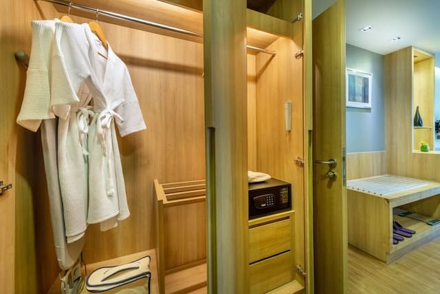 PLAAI Prime Suite One Bedroom