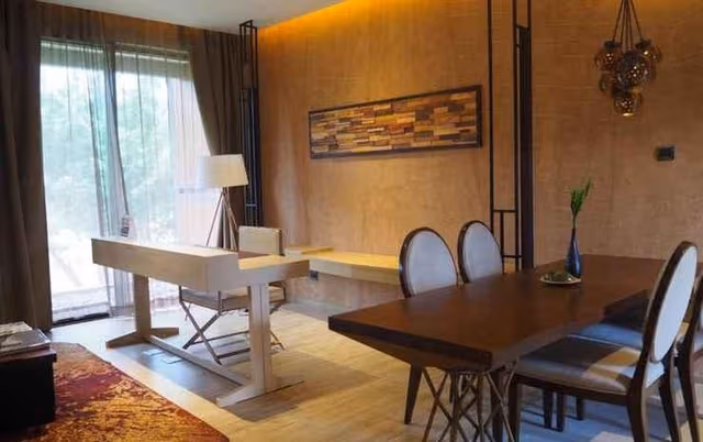 D Corner Suite